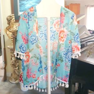 Unbranded Floral Kimono Top size small